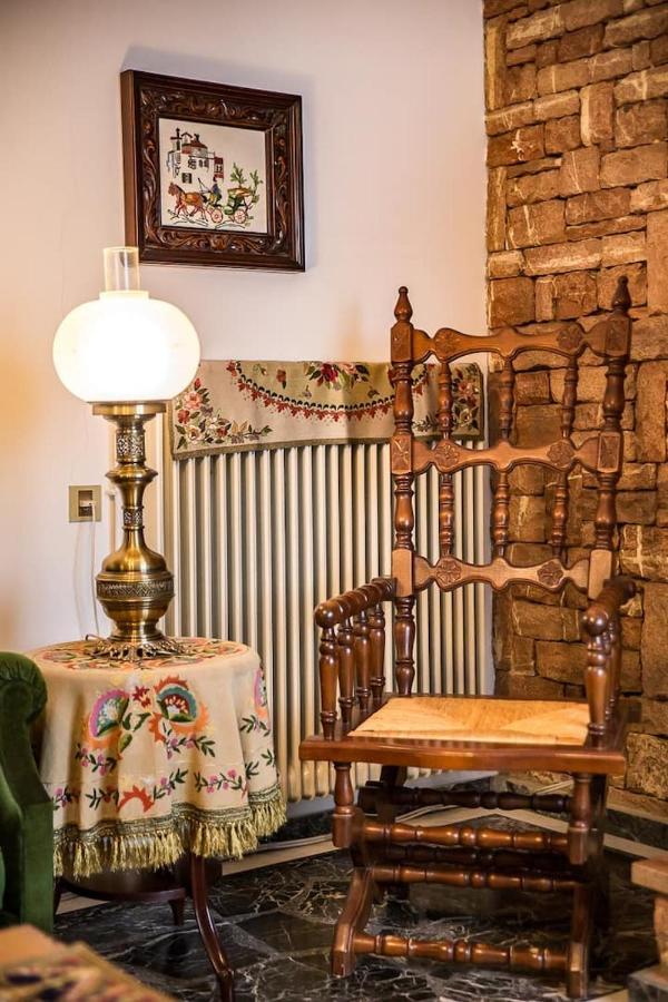 Traditional Antique Deco House Kalampáka Ngoại thất bức ảnh